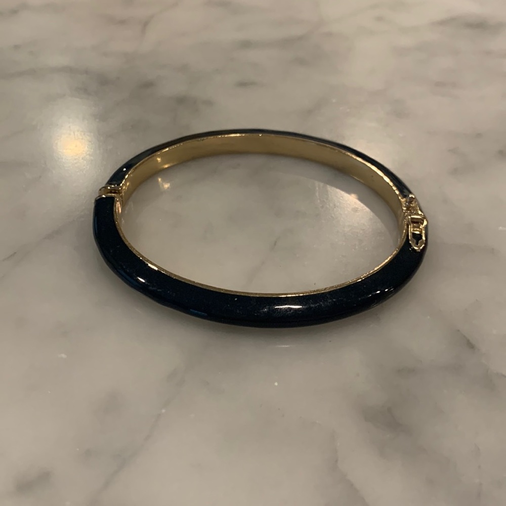 Navy vineyard vines bangle